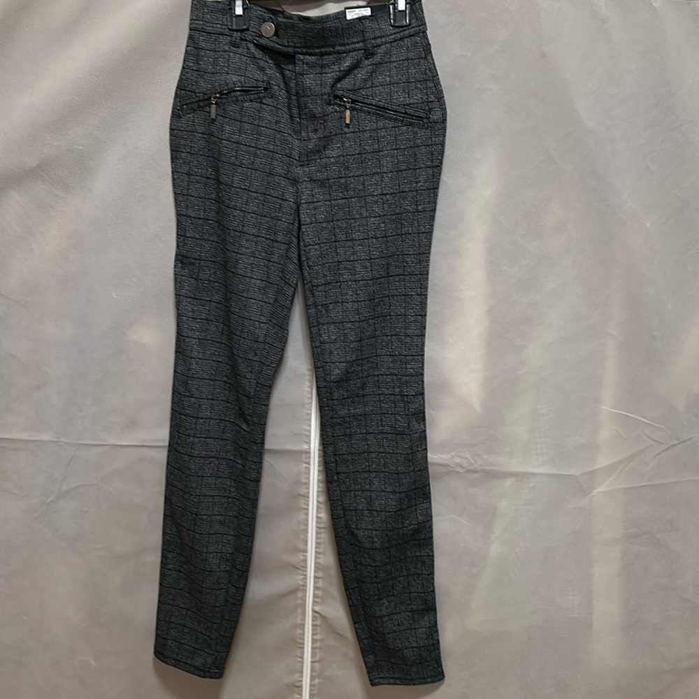 🔥Simply Vera NWT skinny leggings